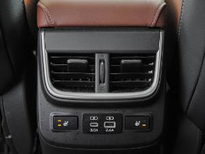 2025 Subaru Outback - Image 31
