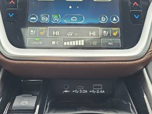 2025 Subaru Outback - Image 25