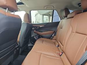 2025 Subaru Outback - Image 32