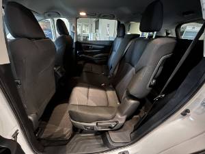 2023 Subaru Ascent - Image 21