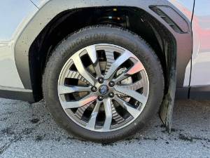 2025 Subaru Forester - Image 9