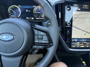 2025 Subaru Forester - Image 13