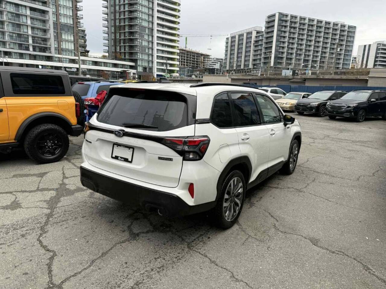 2025 Subaru Forester - Image 7